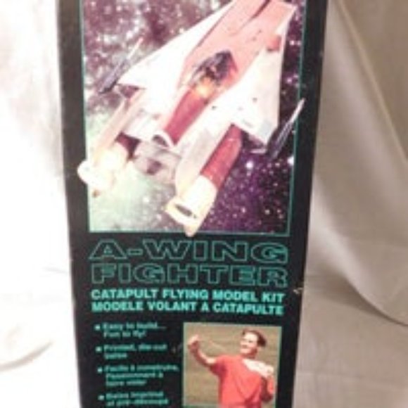 Star Wars Estes A-Wing Fighter Kit Vintage 1996 - Picture 2 of 9